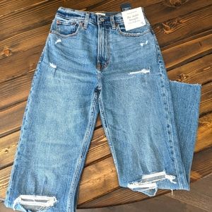 Abercrombie Ultra High Rise Straight Ankle Jeans